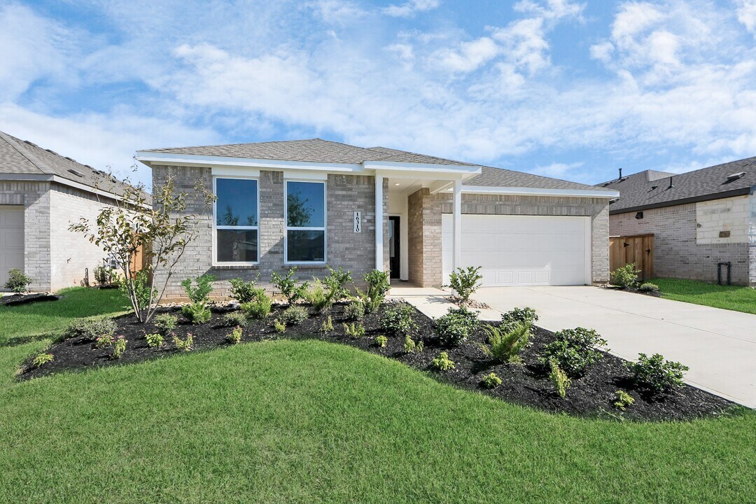 16310 Texas Flatland Way in Hockley, TX - Building Photo