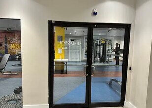 75 S Reynolds St, Unit 317 in Alexandria, VA - Building Photo - Building Photo