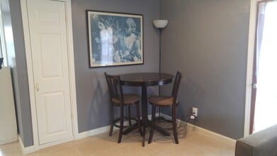 4615 Dart St, Unit Fountainblue Guest House in New Orleans, LA - Building Photo - Building Photo