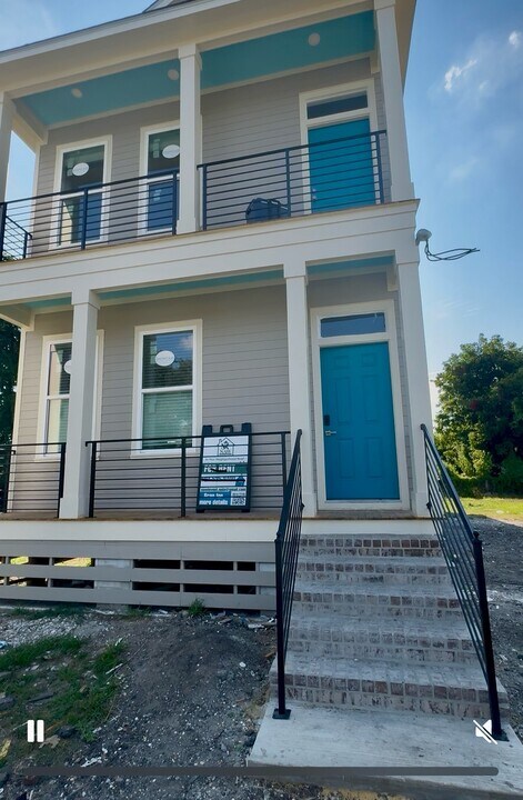 4714 Dodt Ave in New Orleans, LA - Building Photo