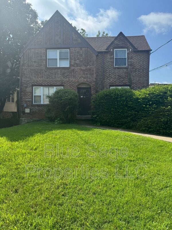 property at 56 W Albemarle Ave