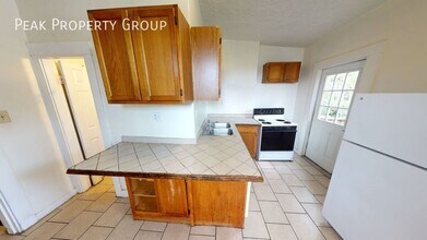 2431 Vine St in Cincinnati, OH - Building Photo - Building Photo