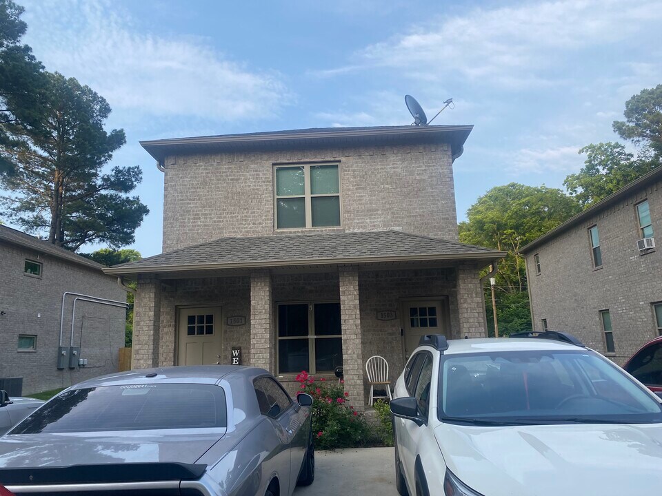 1503 S Bailey St, Unit 1501 in Jacksonville, AR - Foto de edificio