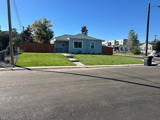 4557 Raritan St in Denver, CO - Building Photo - Building Photo