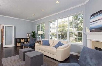 10640 Wilkins Ave in Los Angeles, CA - Building Photo - Building Photo