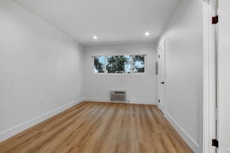 10795 Woodbine in Los Angeles, CA - Building Photo - Building Photo