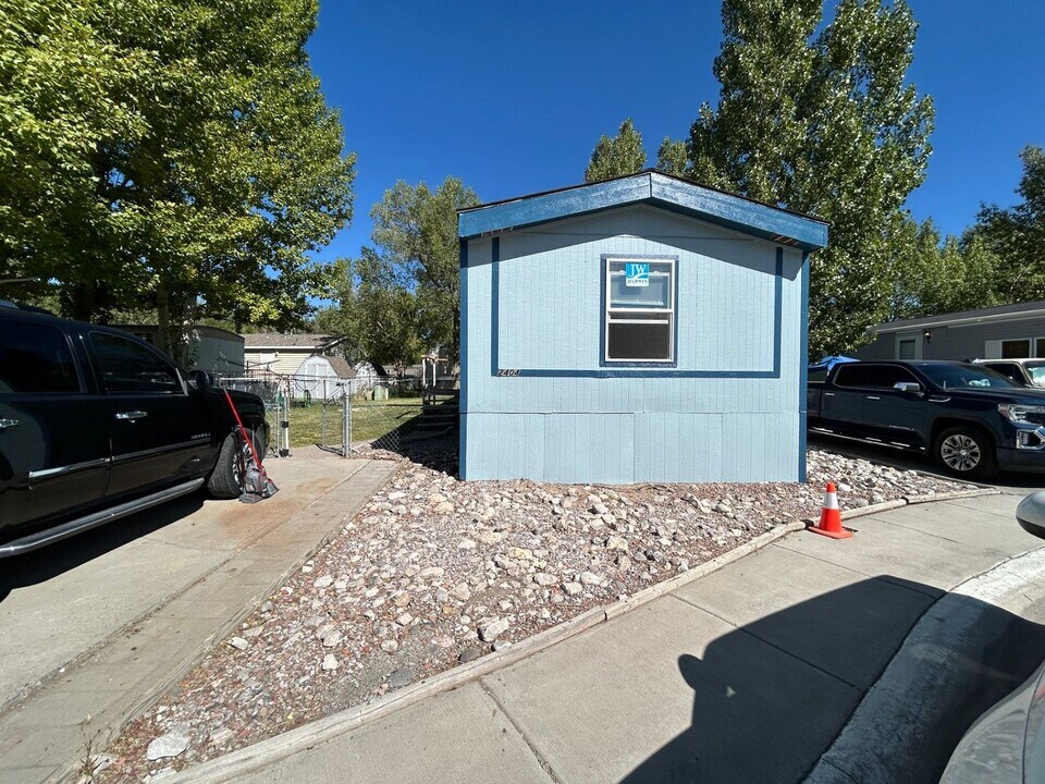 2404 Jade Cir in Riverton, WY - Building Photo
