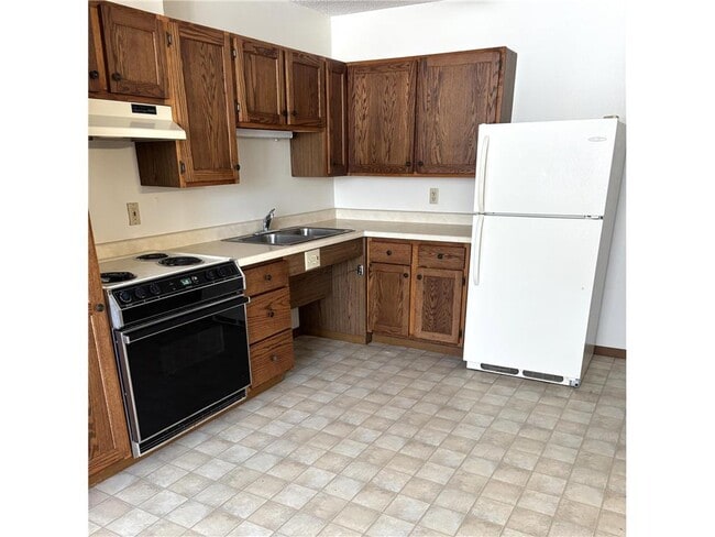 303 Washington Ave in Detroit Lakes, MN - Building Photo - Building Photo