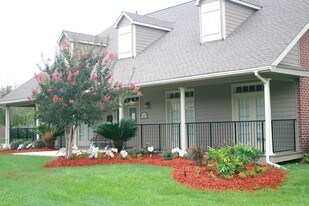 Hidden Oaks at Siegen
