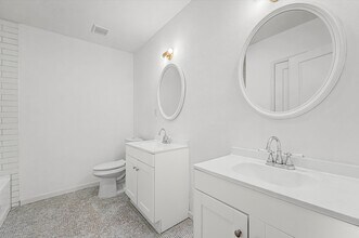 511 Joyce St in Houston, TX - Building Photo - Building Photo