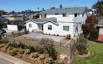 1906 Stewart St, Unit A in Oceanside, CA - Building Photo - Building Photo
