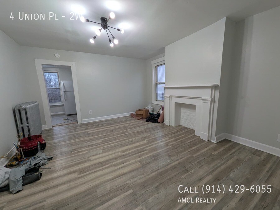 4 Union Pl in Yonkers, NY - Building Photo