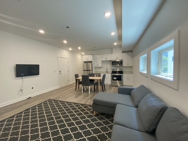 317 N 41st St