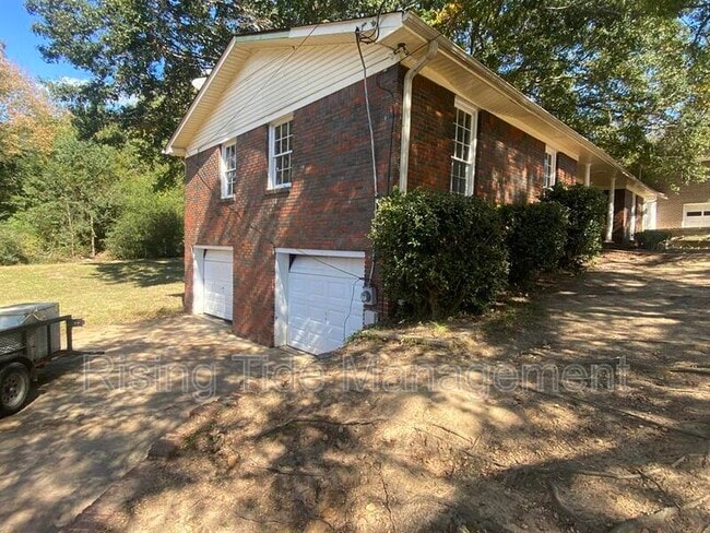 118 39th Ave NE in Center Point, AL - Building Photo - Building Photo