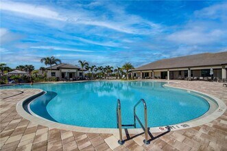 8197 Hanoverian Dr in Greenacres, FL - Building Photo - Building Photo