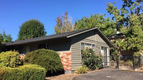 4115 SE Raymond St, Unit 4115 in Portland, OR - Foto de edificio