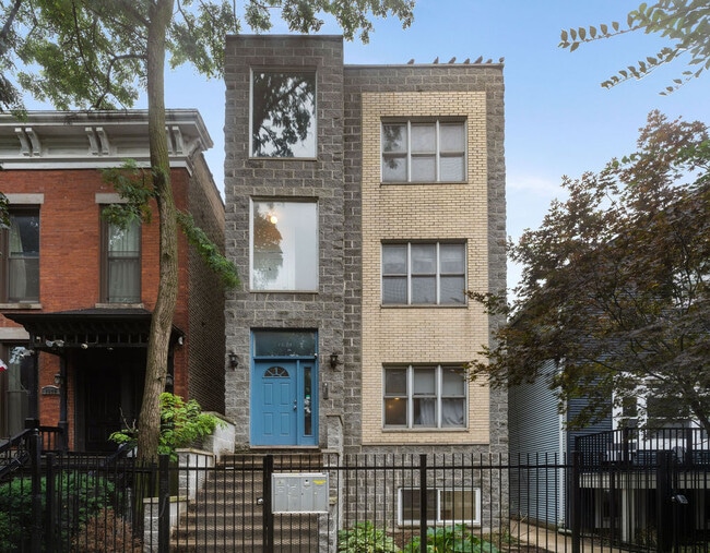 property at 1624 N Bell Ave