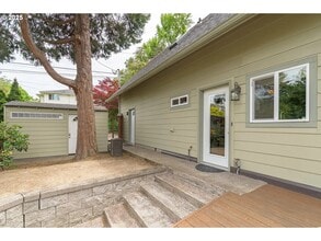 2108 Charnelton St in Eugene, OR - Building Photo - Building Photo