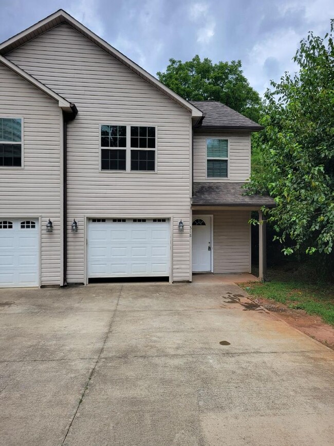 318 Zach Dr in Boiling Springs, SC - Building Photo - Building Photo