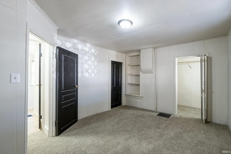 1437 Oakland St in Fort Wayne, IN - Building Photo - Building Photo