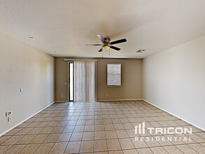 45438 W Guilder Ave in Maricopa, AZ - Building Photo - Building Photo