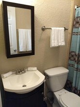 2512 Musselwhite Ave in Orlando, FL - Foto de edificio - Building Photo