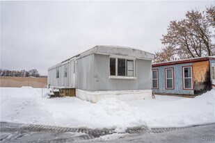 110 Mountain View Ln in Mohawk, NY - Building Photo