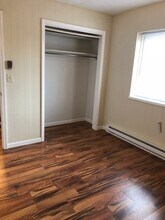 429 E Broadway St, Unit #7 in Winona, MN - Building Photo - Building Photo