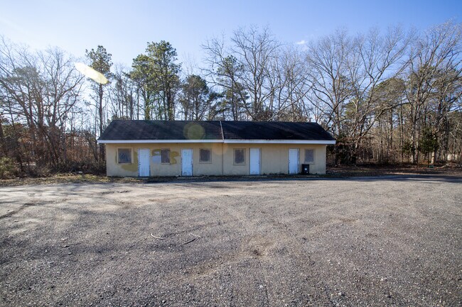 6227 Black Horse Pike in Egg Harbor Township, NJ - Building Photo - Building Photo