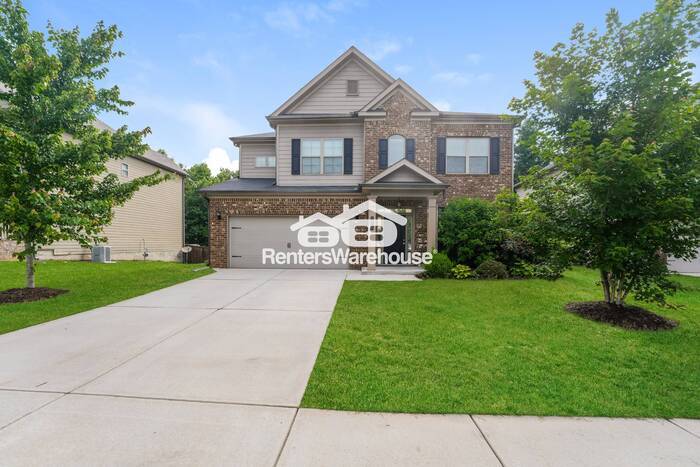 1012 Luke St in Snellville, GA - Building Photo