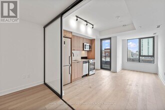 758 Dovercourt Rd in Toronto, ON - Building Photo - Building Photo