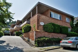 Waverly Place in Seattle, WA - Building Photo - Building Photo