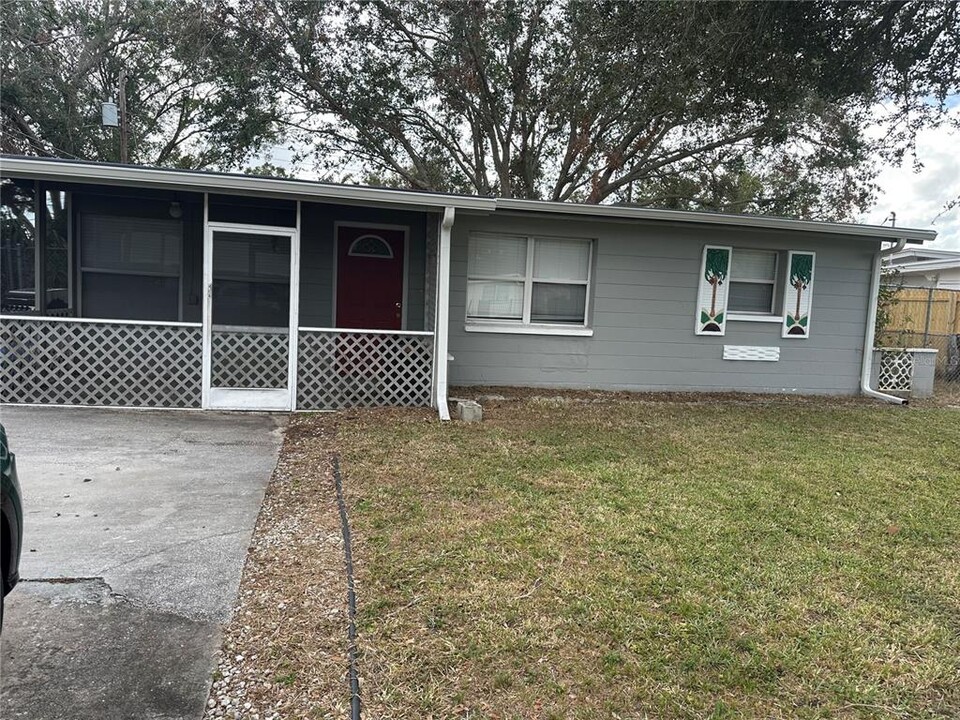 6480 66th Ave N in Pinellas Park, FL - Building Photo