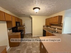 1405 Middlesbrough Dr in Fayetteville, NC - Building Photo - Building Photo