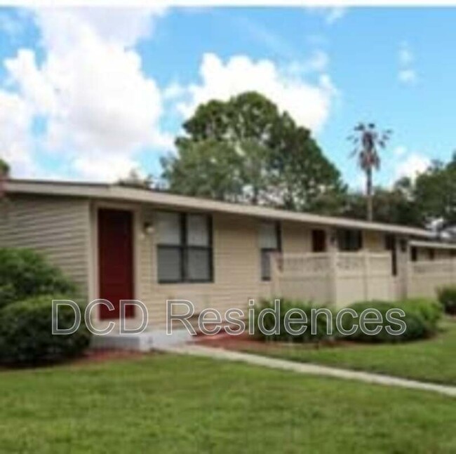 11414 Cockle Dr in Port Richey, FL - Building Photo - Building Photo