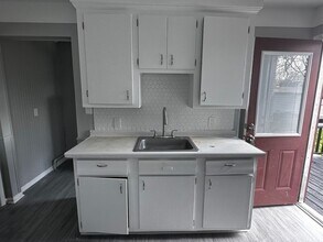 24824 Lauren Ave in Warren, MI - Building Photo - Building Photo