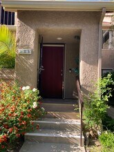 2335 Archwood Ln, Unit #135 in Simi Valley, CA - Building Photo - Building Photo