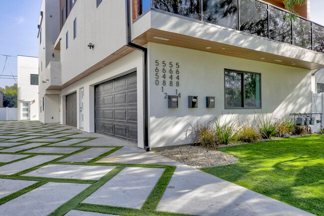5650 Cartwright Ave, Unit 5650 Cartwright Ave in North Hollywood, CA - Foto de edificio - Building Photo