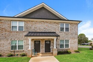 130 Rowan St in Granite Quarry, NC - Building Photo