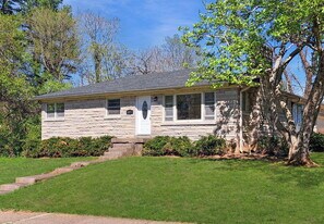 405 Westwood Dr in Louisville, KY - Building Photo