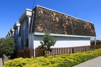 Alida Manor Apartments in South San Francisco, CA - Building Photo - Building Photo