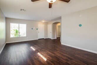 12337 W Rosewood Dr in El Mirage, AZ - Building Photo - Building Photo
