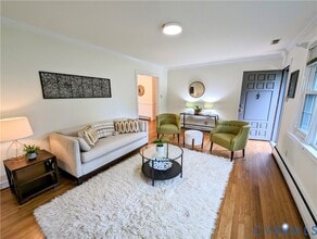 8401 Bronwood Rd in Richmond, VA - Building Photo - Building Photo