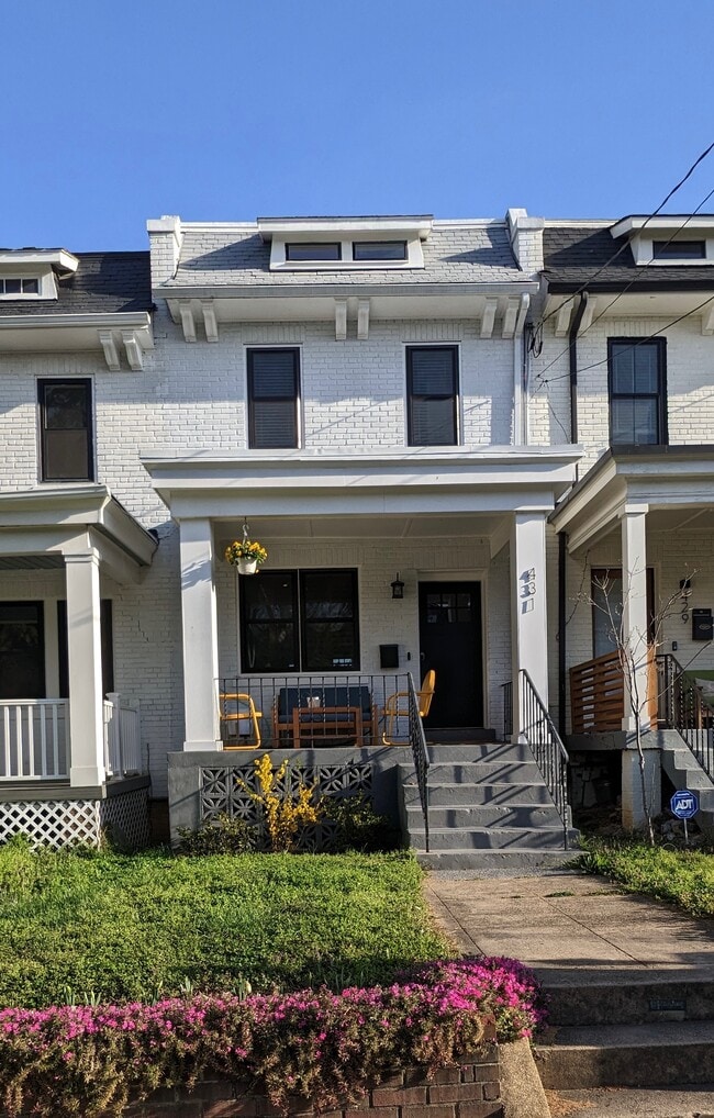 property at 431 Delafield Pl NW