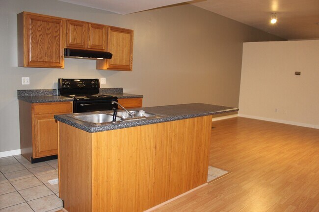 500 W North Ave in Pittsburgh, PA - Building Photo - Building Photo