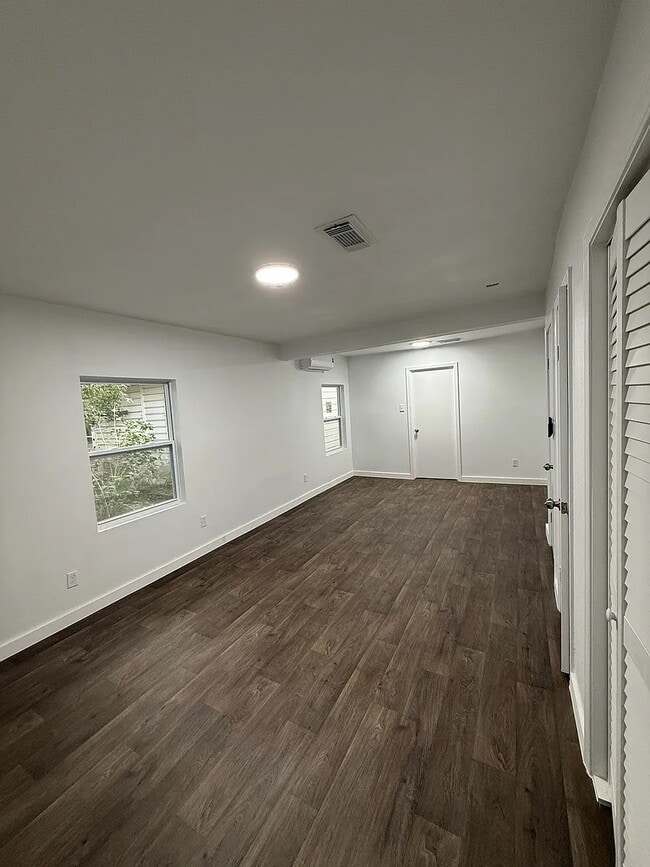 2800 Orange Ave in Beaumont, TX - Building Photo - Building Photo