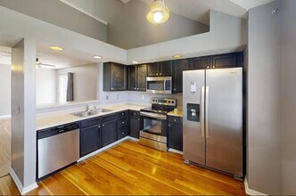 3505 Pigeonbrooke Ct, Unit 0813 in Evansville, IN - Building Photo - Building Photo