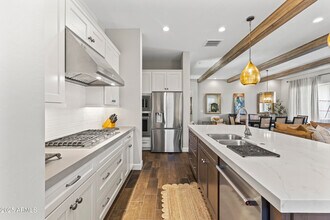 10921 N Blakely St in Surprise, AZ - Building Photo - Building Photo