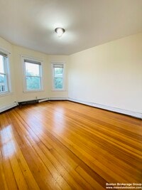 7 Hesston Ter photo'