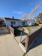 3524 S 500 E in South Salt Lake, UT - Foto de edificio - Building Photo